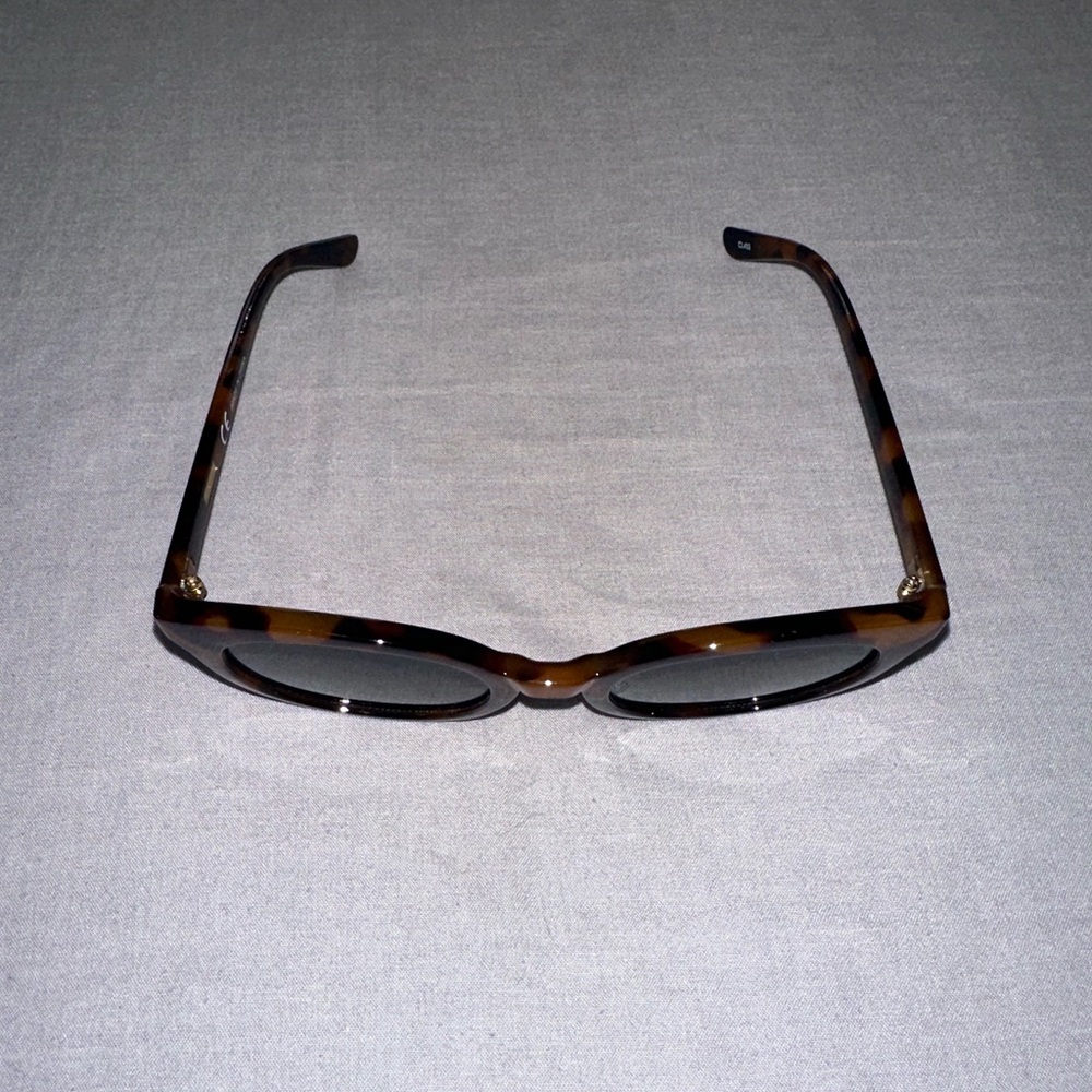 J. CREW Women’s Brown Tortoise Sunglasses - Picture 4 of 6